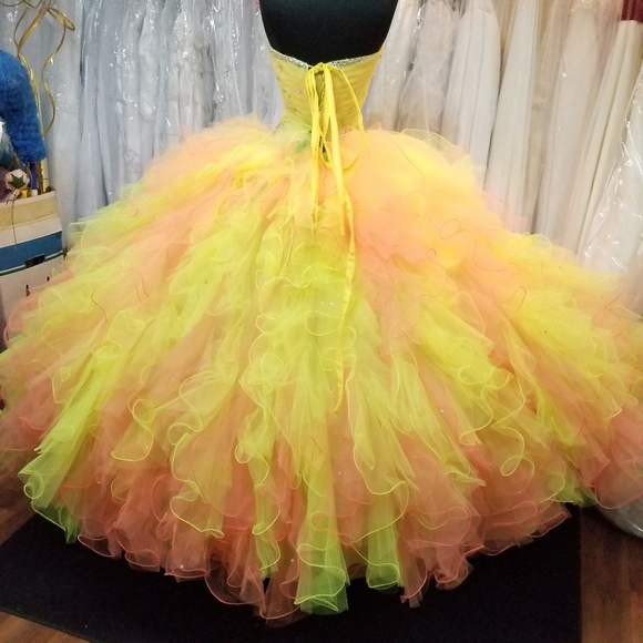 Sunburst Ballgown - Picture 4 of 7